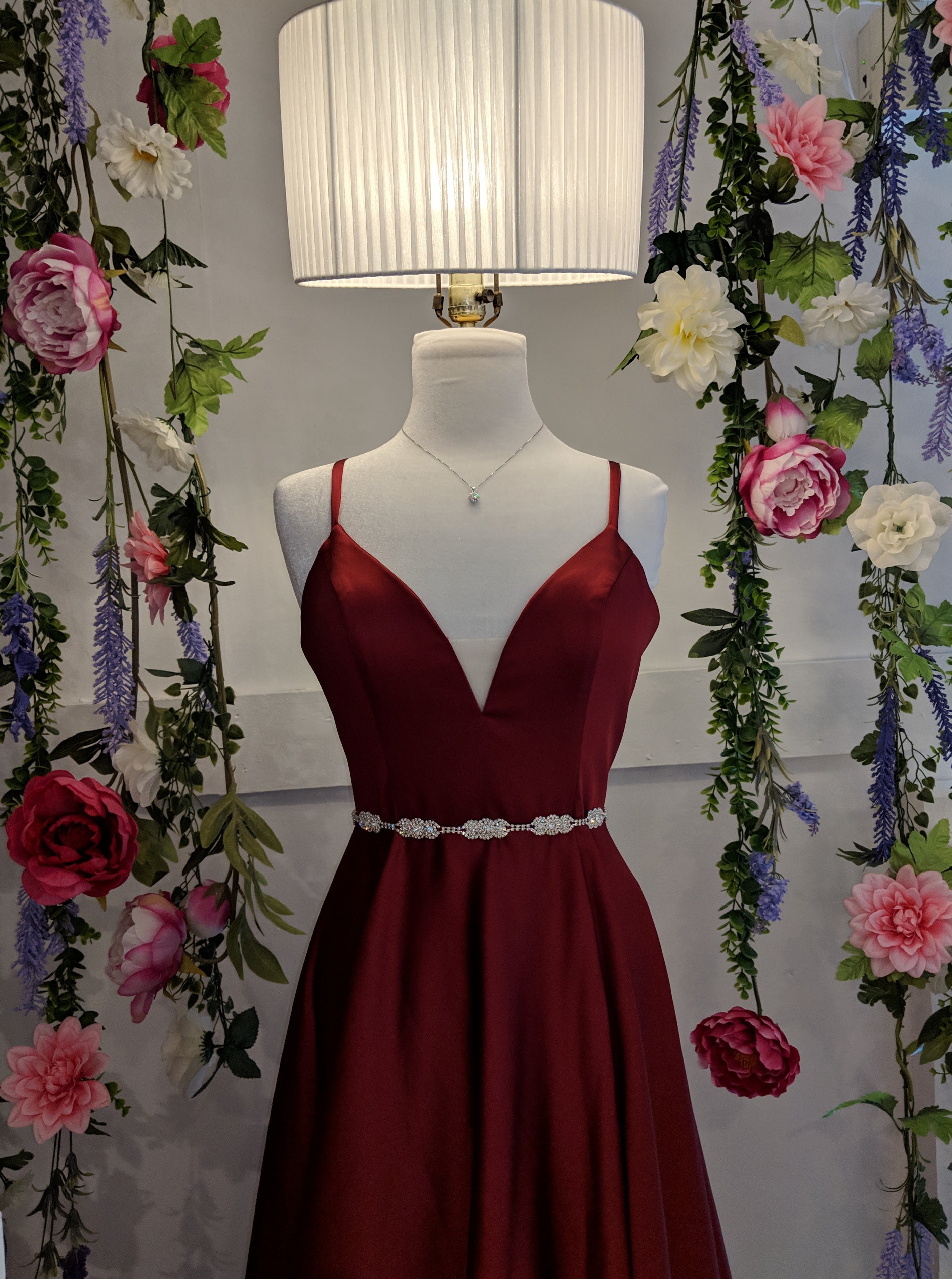 ....Ceinture mélange de perles et pierre du Rhin ..Belt mix of pearl and rhinestones....