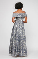 Dos de la robe Amanda à épaules dénudées en jacquard floral